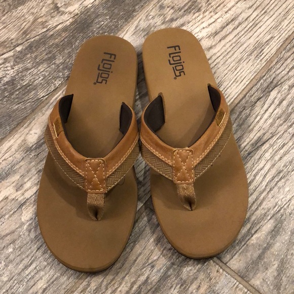 flojos tan flip flops